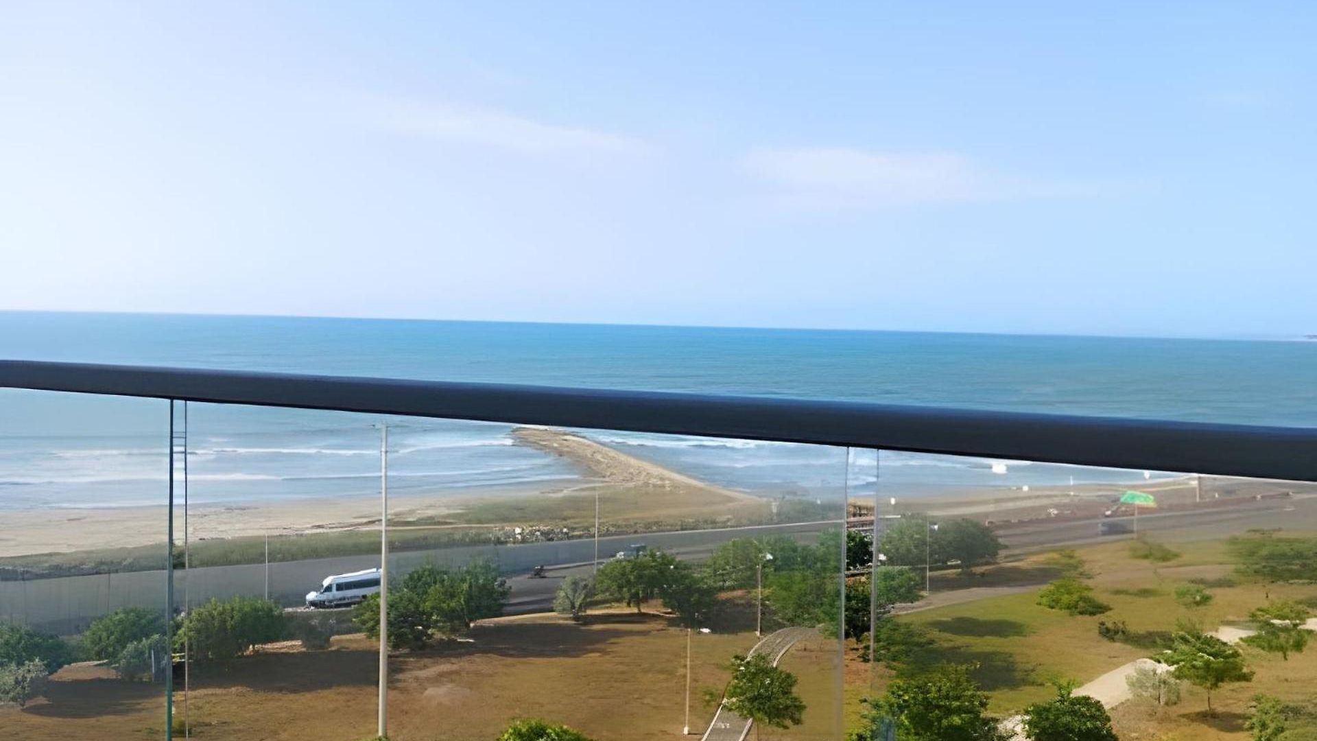 Lujoso Frente Al Mar